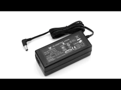 Adaptador permutable del enchufe